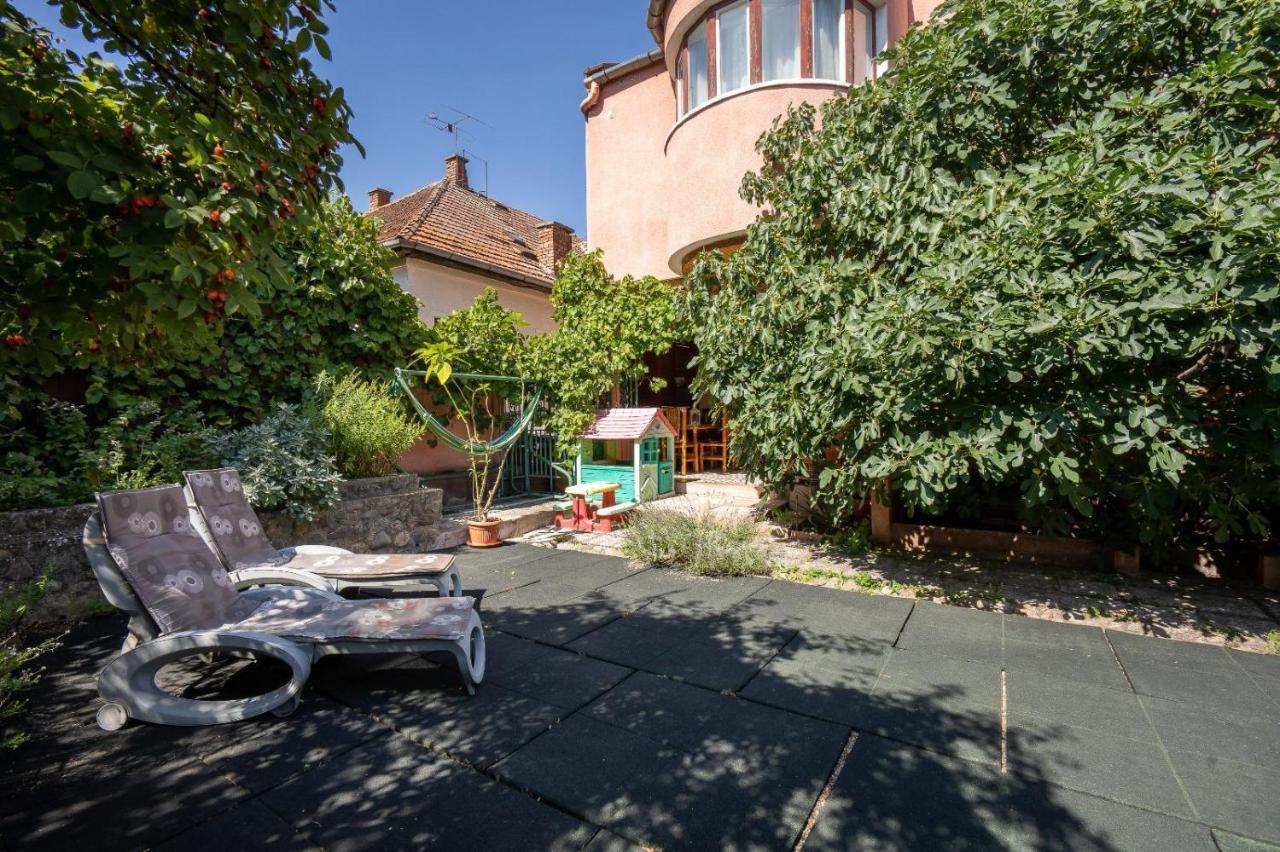 Villa-Hotel Escala Cluj-Napoca Eksteriør bilde